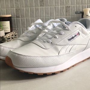 Men’s 11.5 Reebok Classics Gum bottom